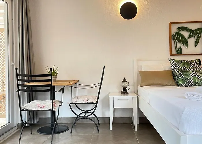 Apartahotel Kaktus 3*