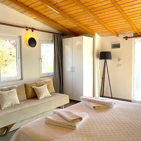 아파트호텔 Kaktus 3*